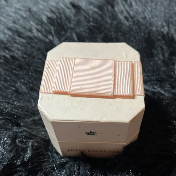 Nice ring. - Picture 3 of 4